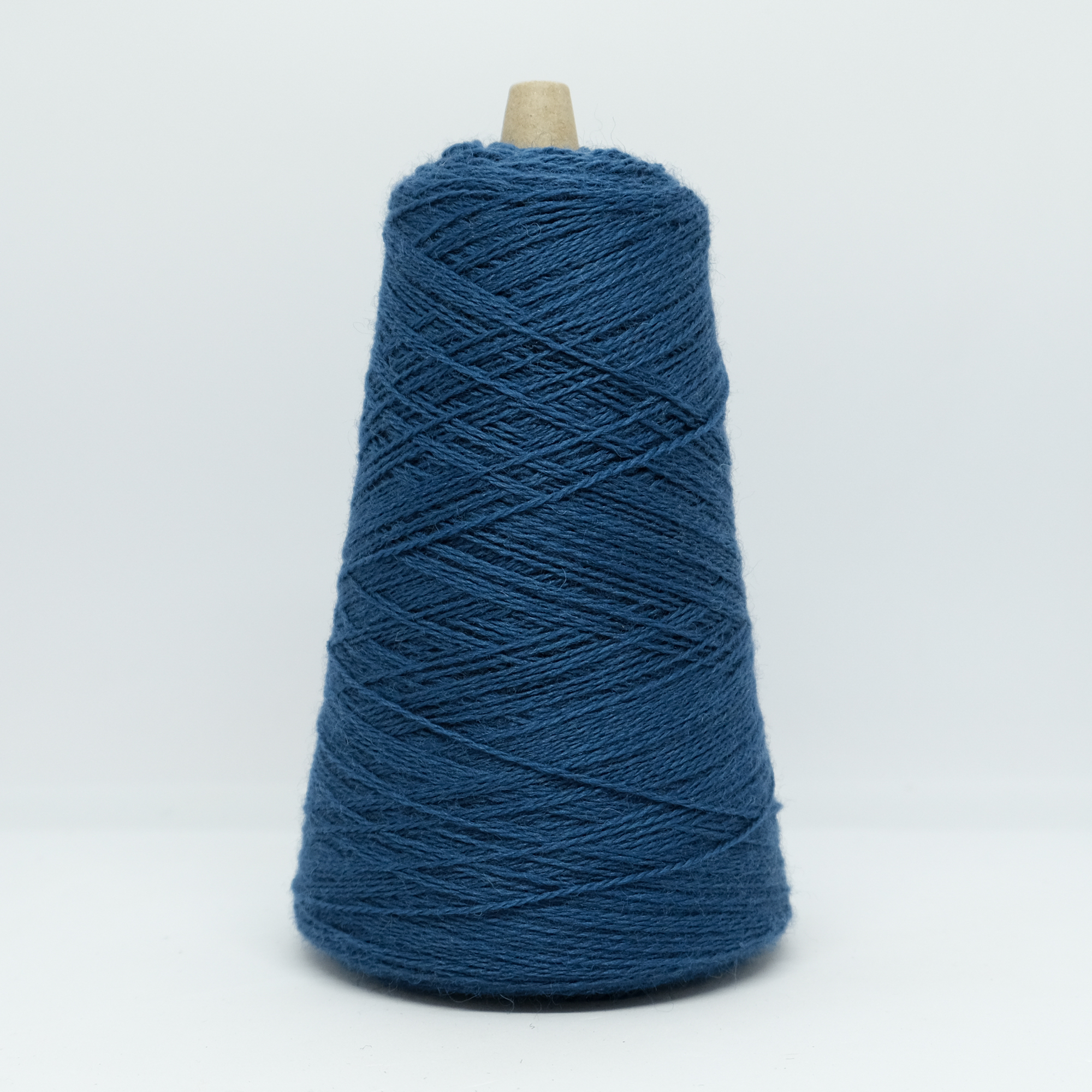 Huldra kamgarn 8,5/2, bondeblå