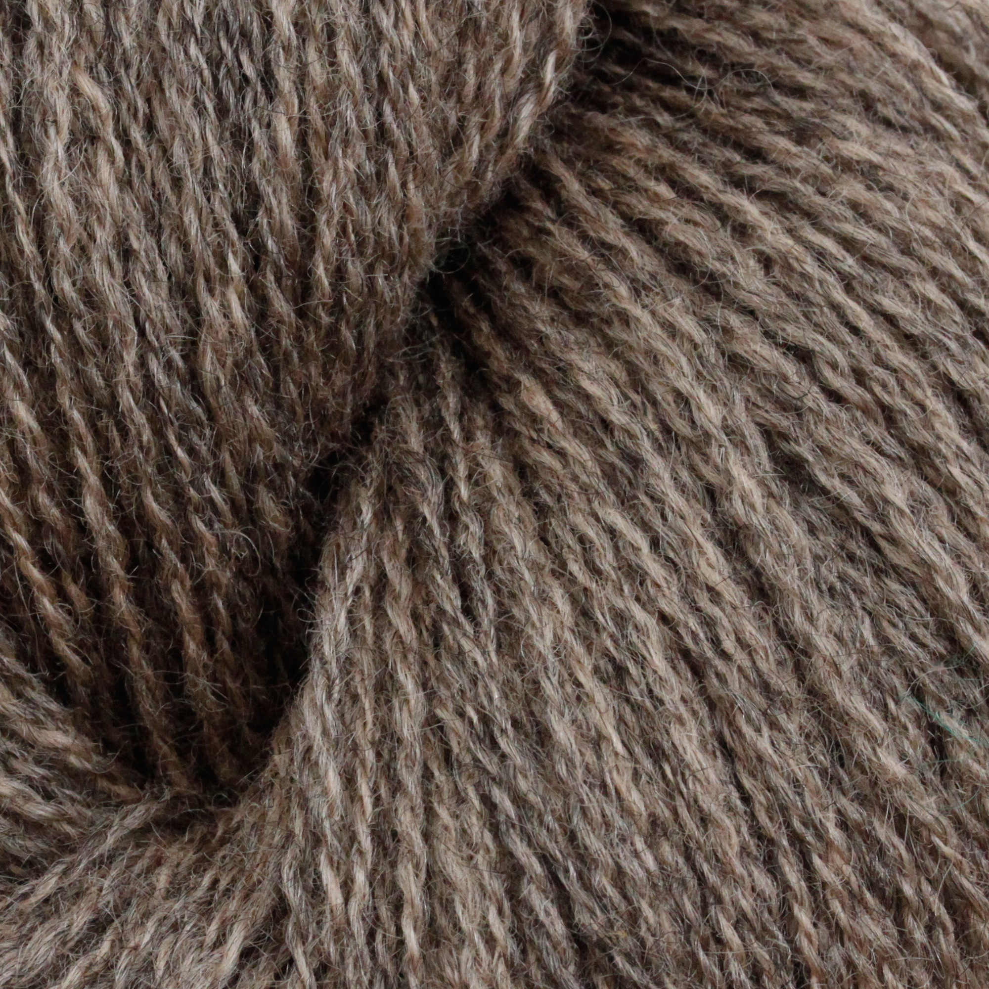 Sølje pelsullgarn, beige