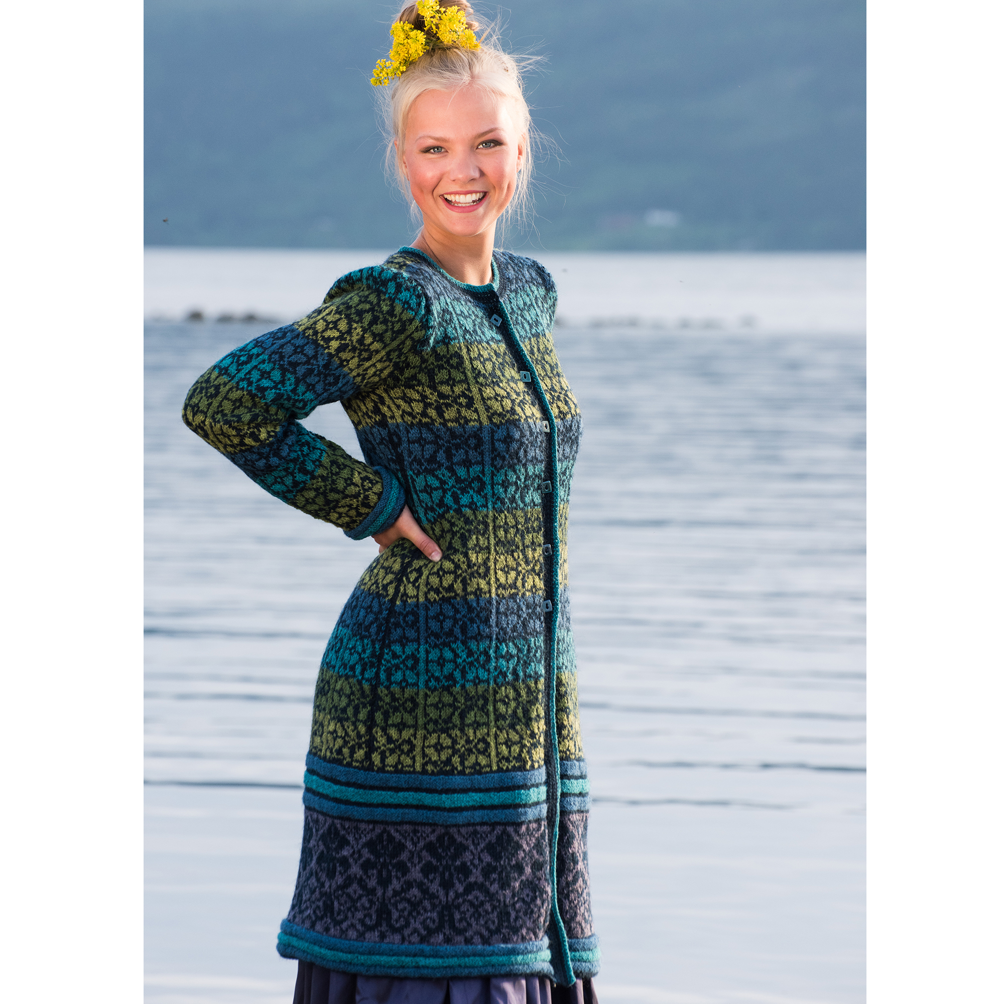 Fridas lange blomsterjakke