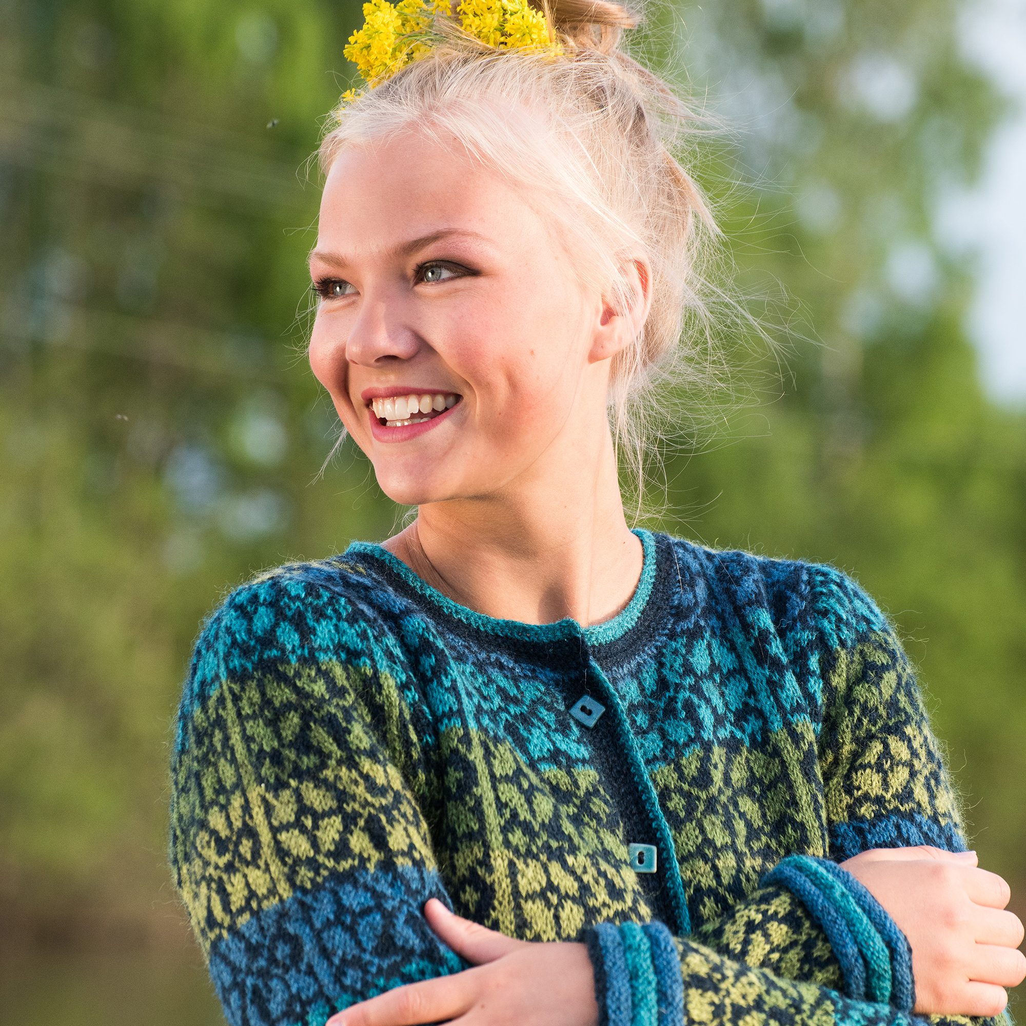 Fridas lange blomsterjakke - Bilde 4