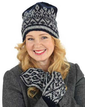 Redd Barna lue og votter