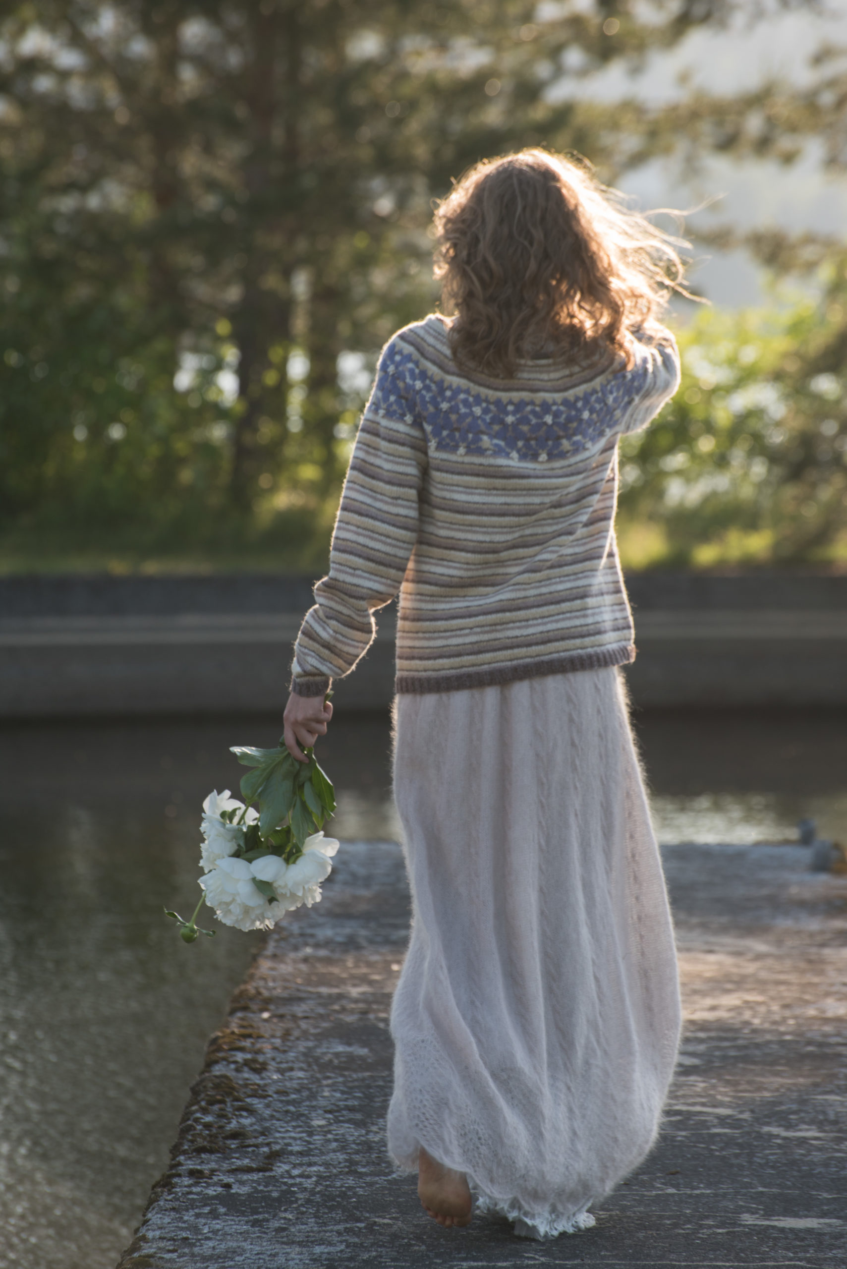 Blåveisgenser - Kari Hestnes - Bilde 3