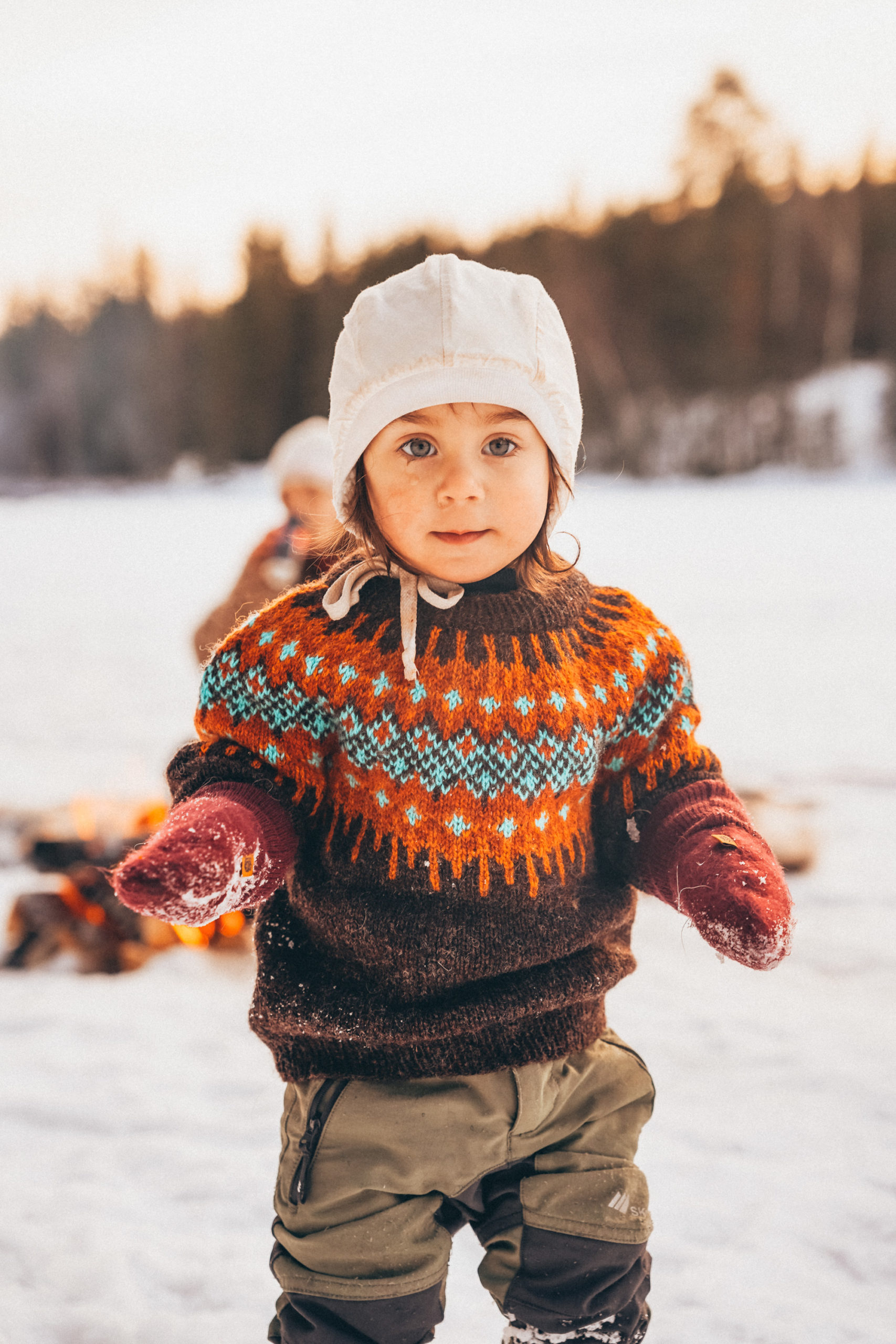 Føyka barn, melert mørk brun (Ask)