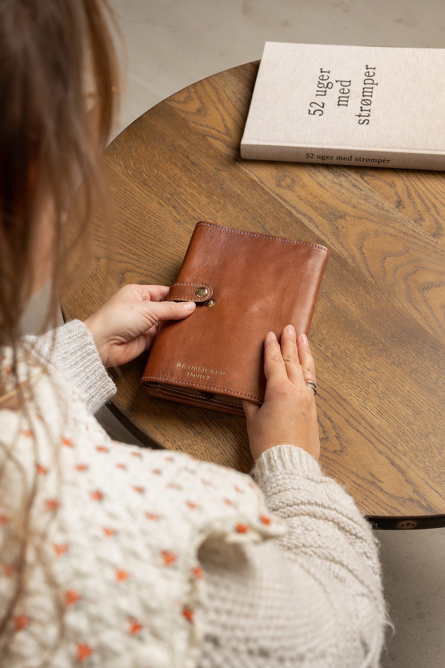 Re:Designed - Project 7, Walnut/Gold - Bilde 4